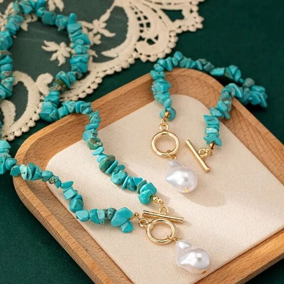 Turquoise and Pearl Beaded Golden  Necklace and Bracelet Set Fashion Jewelry - Picture 5 of 8